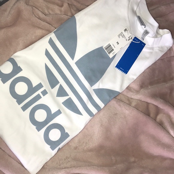 Adidas tee - Picture 4 of 4